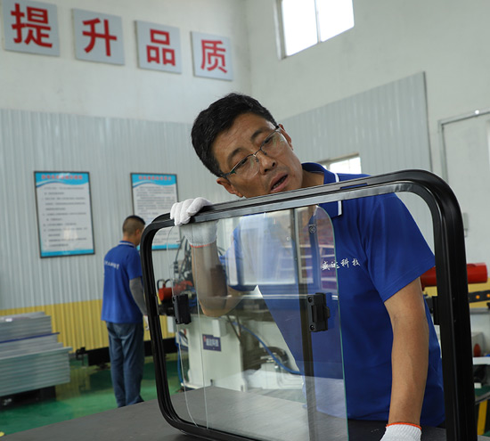 北京拉彎廠：專業(yè)從事型材拉彎與工藝研究，打造高精度、高質(zhì)量的拉彎產(chǎn)品