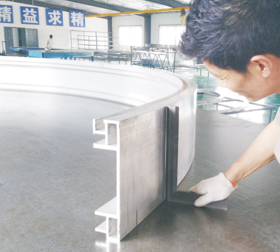 石家莊拉彎加工廠：為客戶提供優(yōu)質(zhì)的產(chǎn)品、良好的技術(shù)支持、健全的售后服務(wù)
