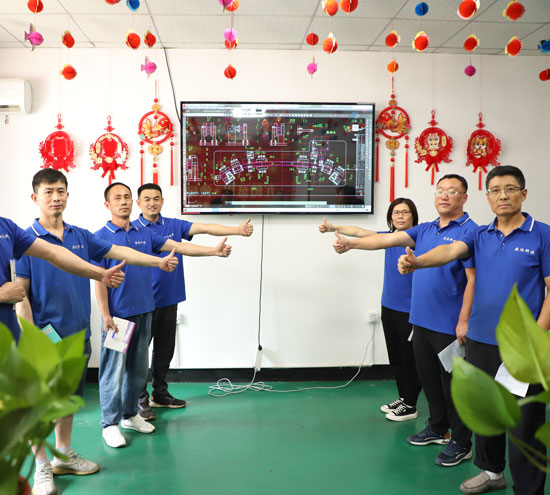 北京型材拉彎網(wǎng)祝全球華人客戶朋友們春節(jié)快樂！